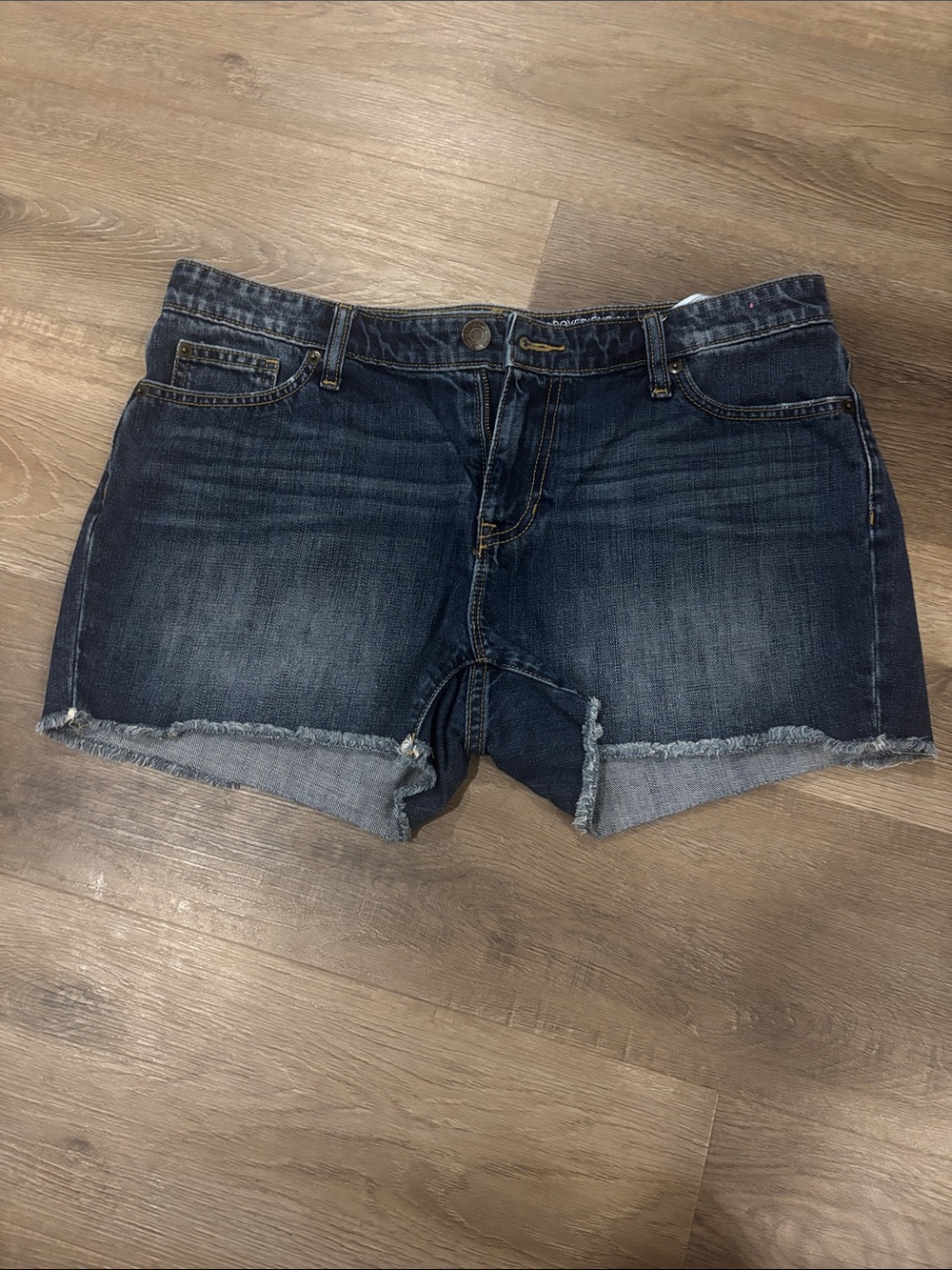Gap Sexy Boyfriend Short 8/29